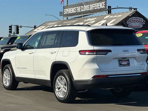 New 2025 Jeep Grand Cherokee L Laredo w/ Luxury Tech Group I image 6