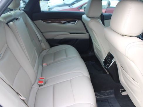 Used 2018 Cadillac XTS Luxury image 22