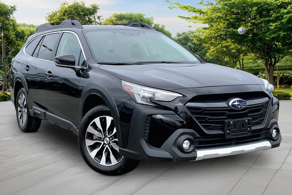 Used 2023 Subaru Outback Limited AWD/4WD image 3