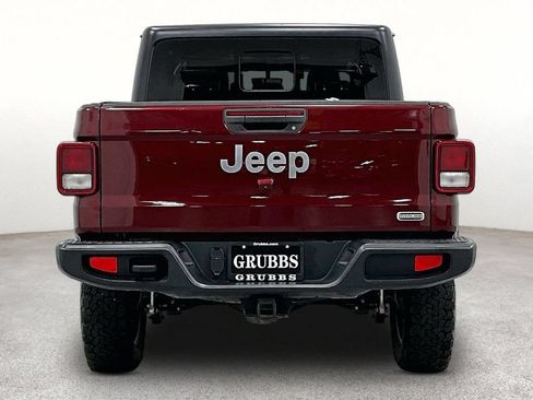 Used 2021 Jeep Gladiator Overland AWD/4WD image 5