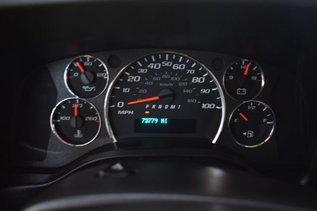 Used 2021 Chevrolet Express 2500 w/ Driver Convenience Package RWD image 12