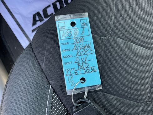 Used 2020 Nissan Kicks SV FWD image 28