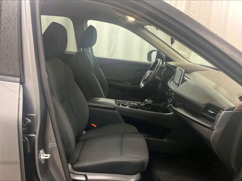 Certified 2023 Nissan Rogue S image 11