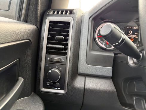Used 2019 RAM 1500 Tradesman image 28