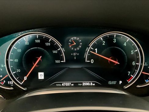 Used 2017 BMW 740i RWD image 25