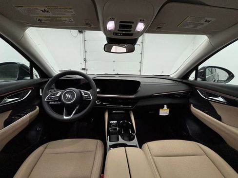 New 2025 Buick Envision Preferred image 2