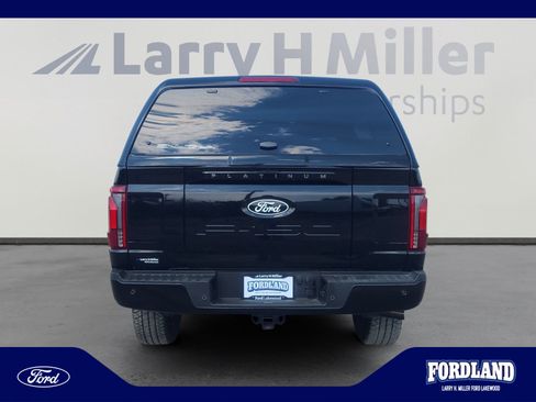 Used 2025 Ford F150 Platinum w/ FX4 Off-Road Package AWD/4WD image 4