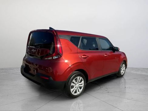 Used 2022 Kia Soul LX FWD image 5