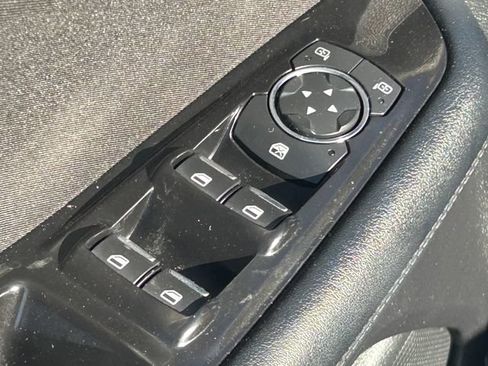 Used 2016 Ford Edge SEL AWD/4WD image 25