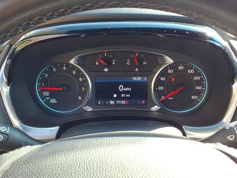 Used 2023 Chevrolet Traverse LT image 21