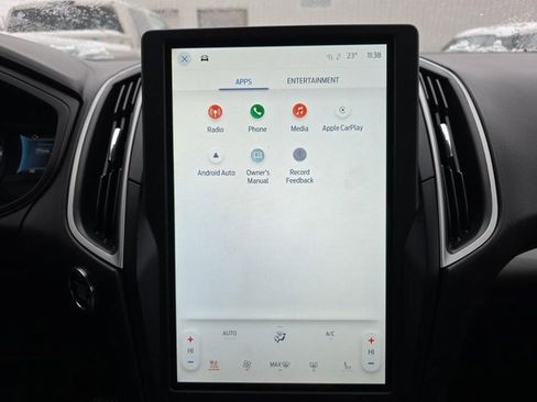 Used 2023 Ford Edge SEL w/ Convenience Package image 7