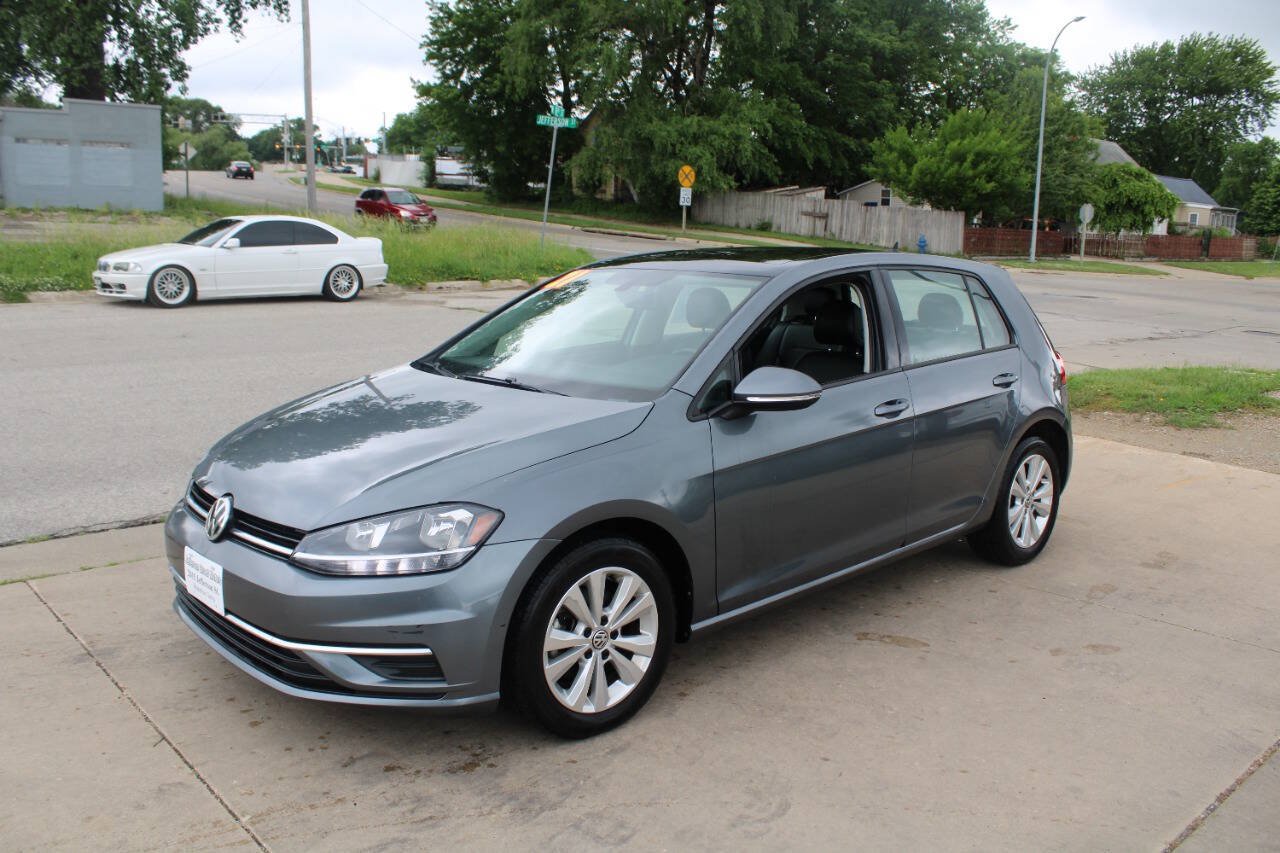 Used 2021 Volkswagen Golf 4-Door FWD image 4