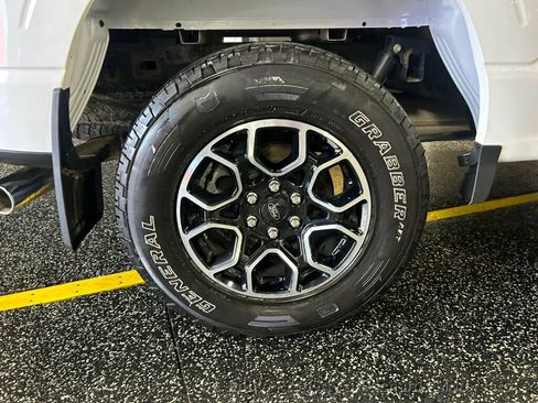 Used 2021 Ford F150 XLT w/ Equipment Group 302A High AWD/4WD image 10