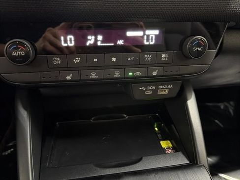 Certified 2026 Subaru Outback Premium AWD/4WD image 22