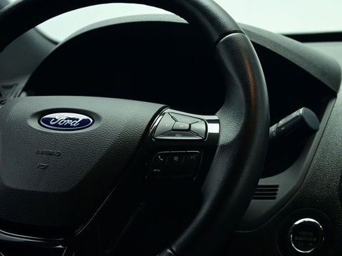 Used 2019 Ford Explorer XLT FWD image 41