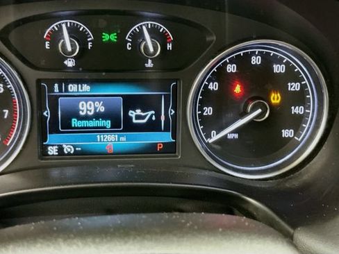 Used 2019 Buick Enclave Essence AWD/4WD image 12