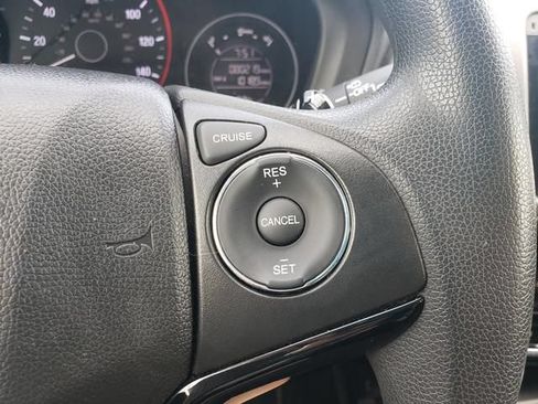 Used 2018 Honda HR-V EX image 20