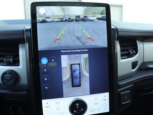 Used 2024 Ford Expedition Timberline image 35