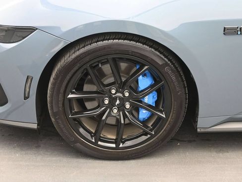 Used 2024 Ford Mustang GT Premium RWD image 4