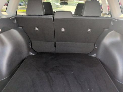 Used 2023 Toyota Corolla Cross LE FWD image 33