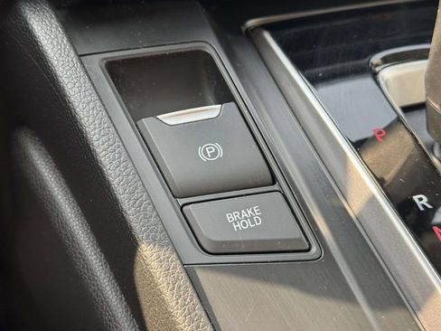 Used 2017 Honda CR-V EX image 19