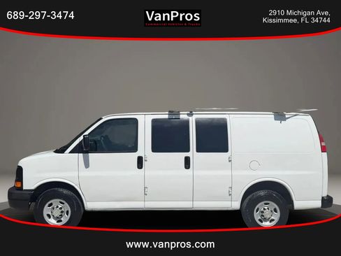 Used 2014 Chevrolet Express 2500 RWD image 2