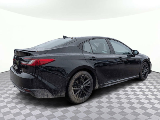 Used 2025 Toyota Camry SE FWD image 4