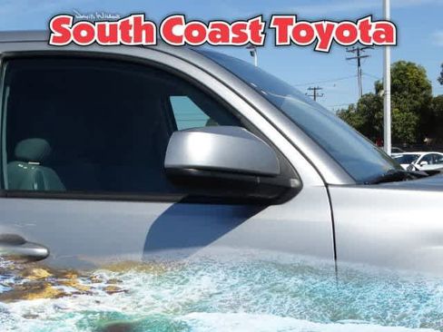 Used 2016 Toyota Tacoma SR5 image 6