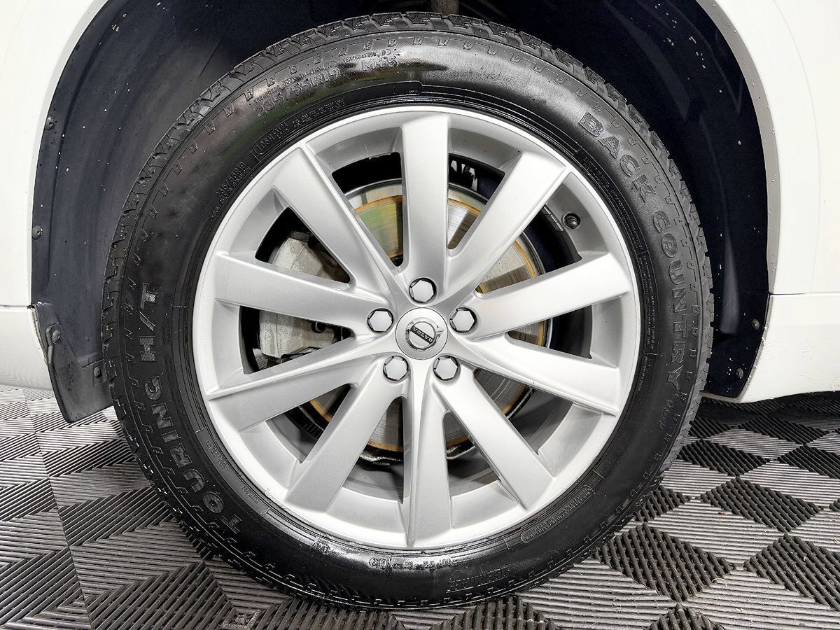 Used 2018 Volvo XC90 T6 Momentum w/ Momentum Plus Package AWD/4WD image 24