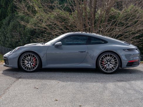 Certified 2023 Porsche 911 Carrera 4S image 2