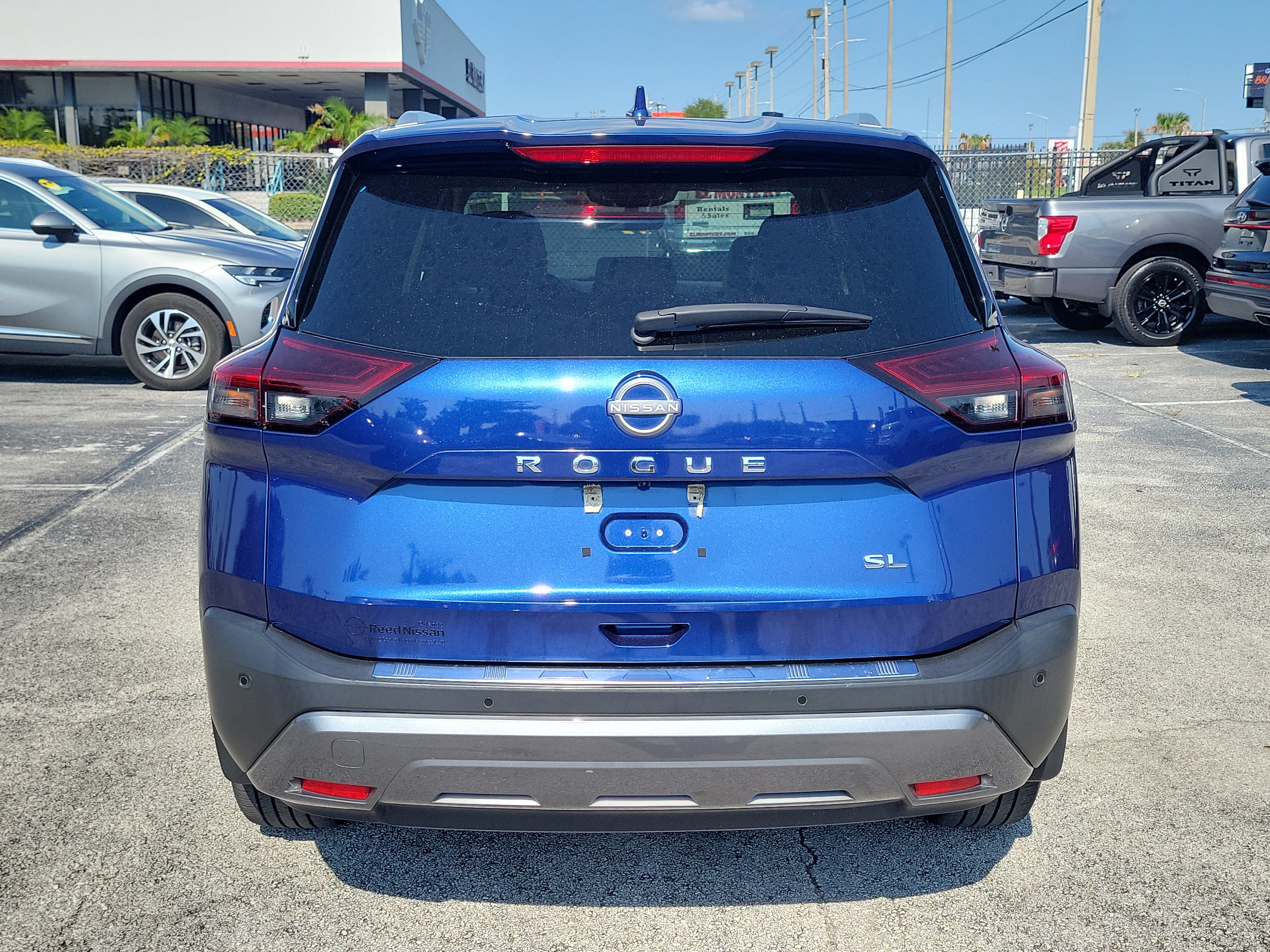 Certified 2023 Nissan Rogue SL w/ SL Premium Package FWD image 5
