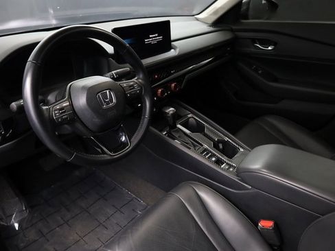 Used 2024 Honda Accord EX-L image 10