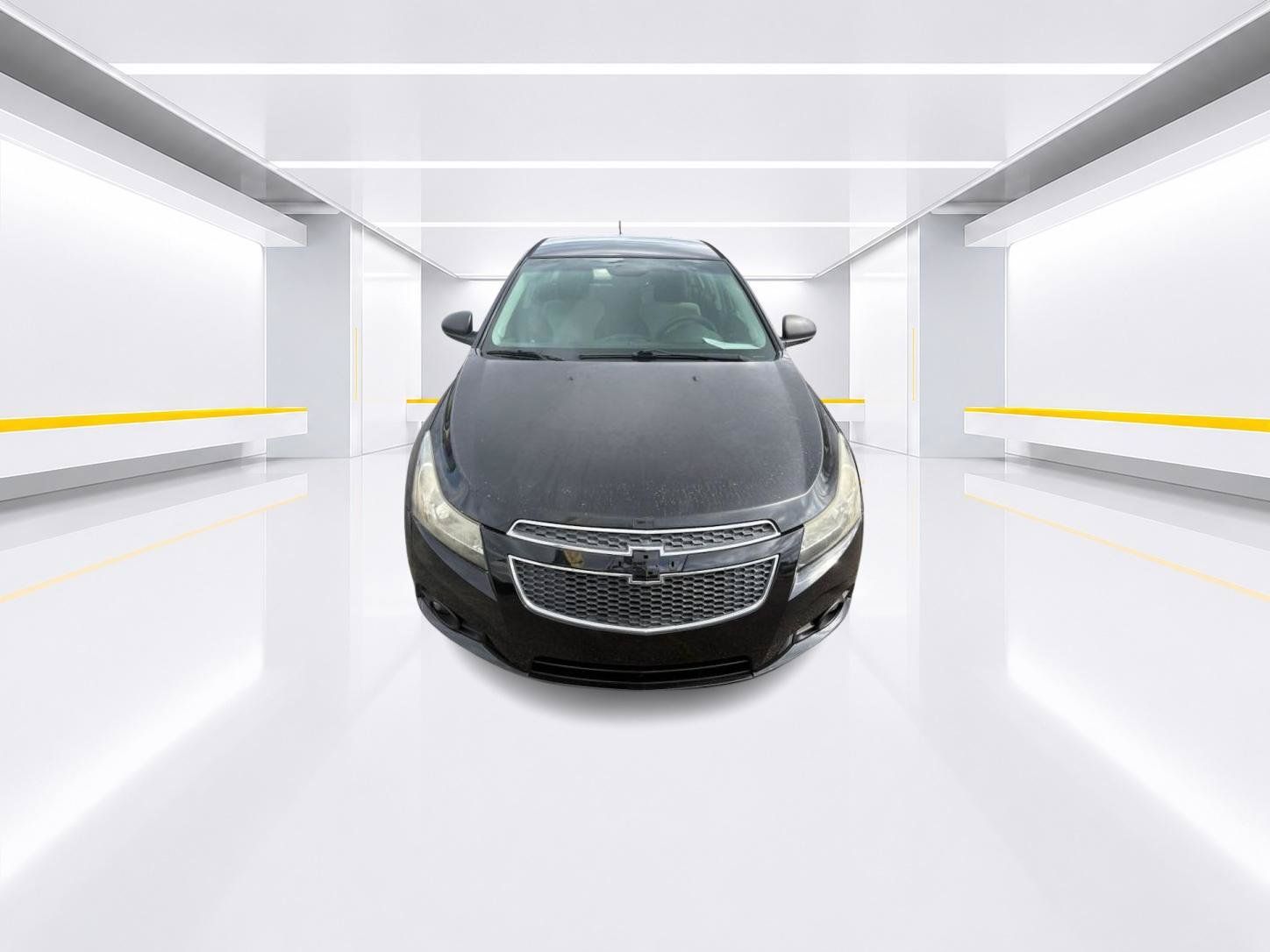 Used 2013 Chevrolet Cruze LS FWD image 1