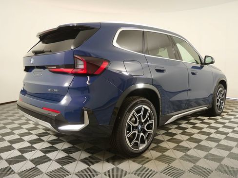 New 2026 BMW X1 xDrive28i w/ Technology Package AWD/4WD image 3