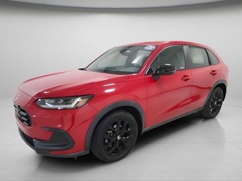 Used 2023 Honda HR-V Sport image 3