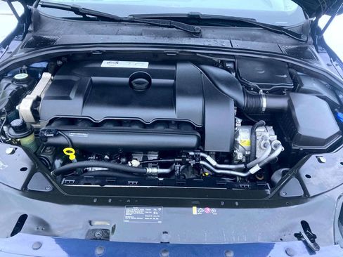 Used 2013 Volvo XC70 T6 Platinum image 21