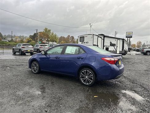 Used 2014 Toyota Corolla S image 3