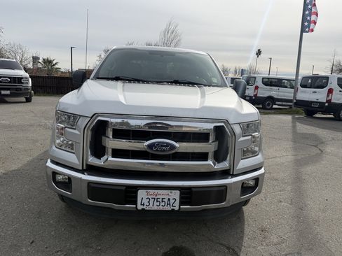 Used 2015 Ford F150 XLT image 8