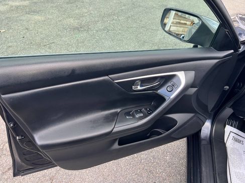 Used 2017 Nissan Altima 2.5 S w/ Power Driver Seat Package image 24