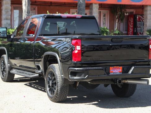 Used 2025 Chevrolet Silverado 2500 Custom w/ Custom Value Package AWD/4WD image 6