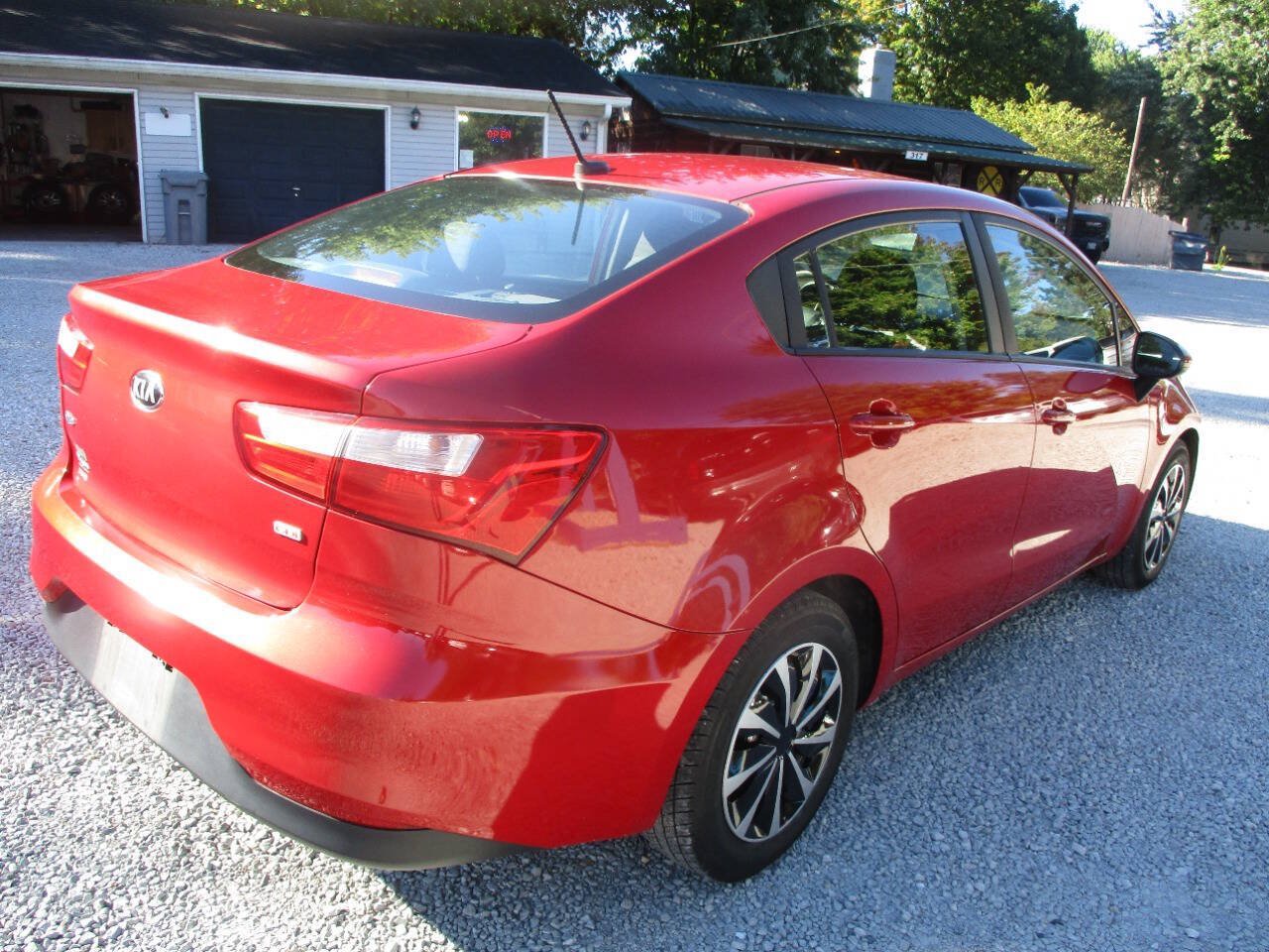 Used 2017 Kia Rio LX w/ Power Package FWD image 5