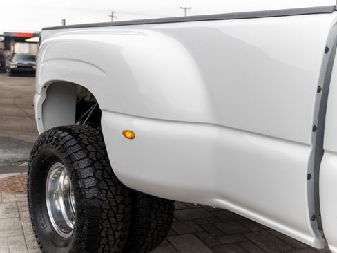 Used 2005 Chevrolet Silverado 3500 LT w/ Heavy-Duty Power Package image 26