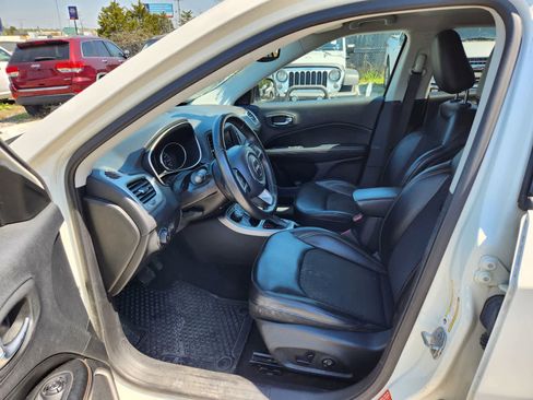 Certified 2018 Jeep Compass Latitude w/ Popular Equipment Group image 15