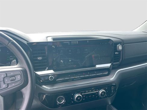 Used 2023 GMC Sierra 1500 SLT image 14