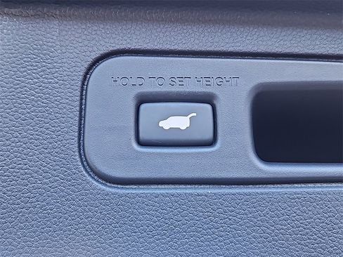 Certified 2025 Honda Pilot TrailSport image 22