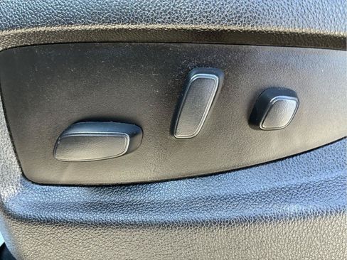 Used 2019 Chevrolet Silverado 2500 LTZ w/ Duramax Plus Package AWD/4WD image 15
