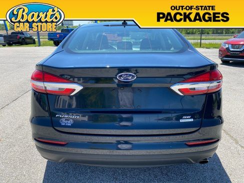 Used 2020 Ford Fusion SE FWD image 5