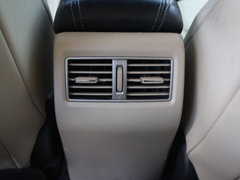 Used 2017 Nissan Maxima 3.5 SV FWD image 13