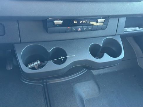 Used 2023 Mercedes-Benz Sprinter 2500 image 30