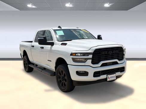 Used 2026 RAM 2500 Big Horn AWD/4WD image 7